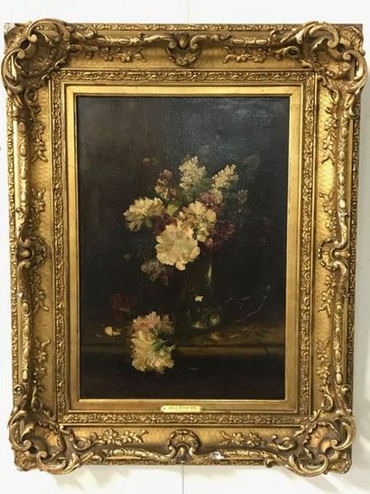 Alfred ROUBY Alfred ROUBY

Bouquet of lilacs and carnations. 

Oil on canvas signed...