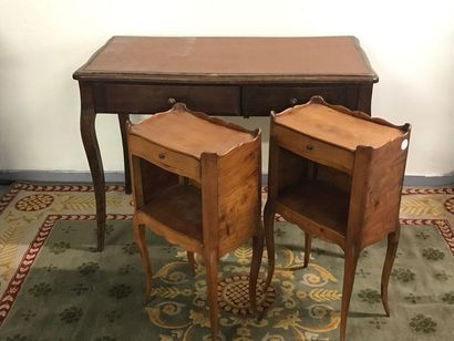 null Louis XV style oak desk opening by two drawers. Wear and tear. 

A pair of Louis...