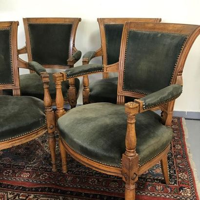 null Suite of four carved wood directoire style armchairs upholstered in green velvet.

Velvet...