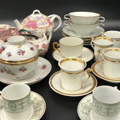 null Lot of mismatched crockery including part of Minton and Sarreguemines tea service,...