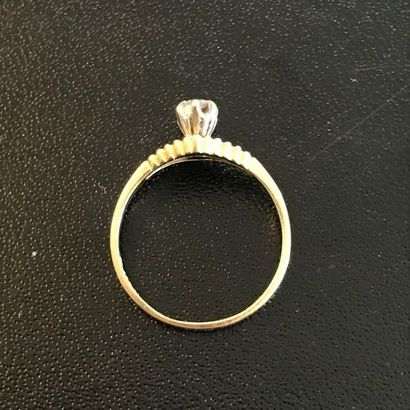 null RING in 14k yellow gold with white stones. 

TDD: 53

PB: 1.90g