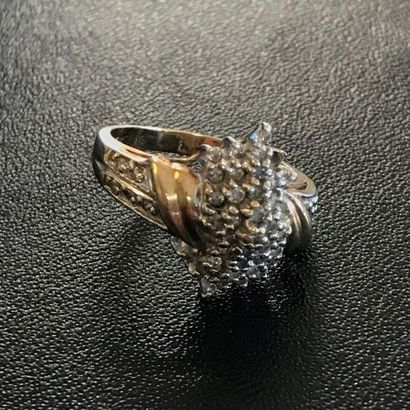 null RING in 10k yellow gold decorated with small diamonds forming a diamond in a...