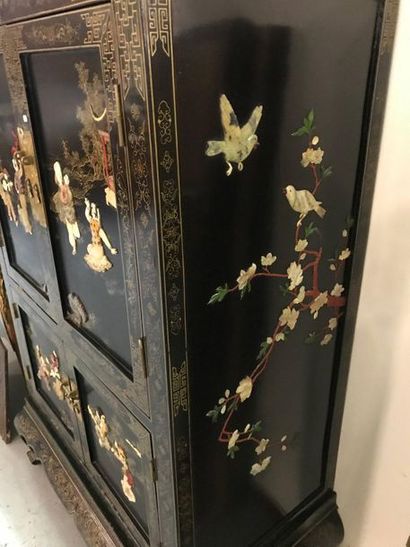 null Chinese lacquered wooden furniture with characters and birds inlaid with hard...