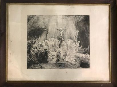 null Les Trois Croix

D'après Rembrandt

Lithographie encadré

39 x 46 cm hors marges

Vitre...