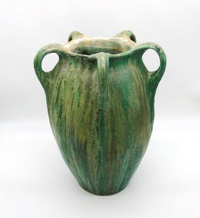 Alexandre BIGOT Alexandre BIGOT

Large vase with five ovoid handles in green tones...