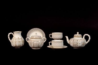 null Sèvres A reticulated Chinese porcelain service part with openwork rosettes decorated...