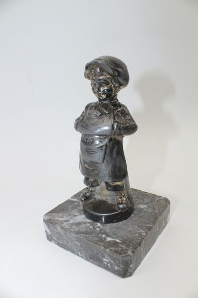 null Mascotte: Petit paysan

Statuette de radiateur en métallo bronze argenté. H:...