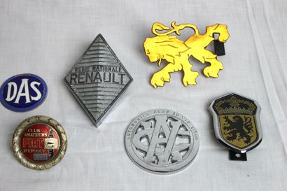 null 6 Badges Automobiles

- Automobile club du Var , badge de l'adhérent B573. Diam:...