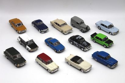 null Model cars Simca- N°2

All miniatures are 1/43rd and without box.

- Simca 1301...