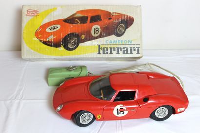 null Ferrari 250 LM, model Campeon de Paya

Wire-guided toy, electric motor, illuminating...