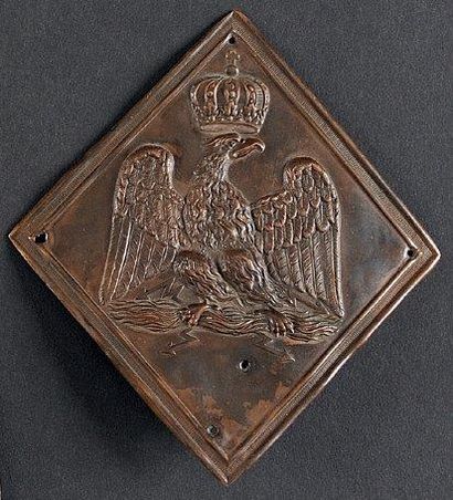 null Plaque de shako d'un régiment d'infanterie de ligne modèle 1806. En cuivre estampé,...