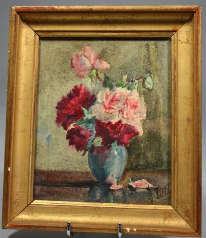 Mélanie Germaine M. TAILLEUR (1881-1964) Bouquet de roses Aquarelle encadrée Signéé...