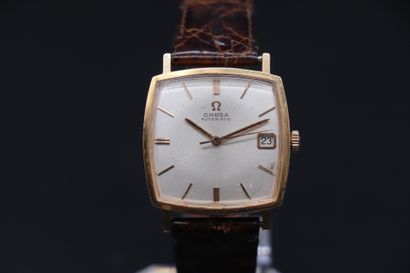  OMEGA Automatic Ref: BB162/3501 Square-shaped men's watch in 18K yellow gold on...