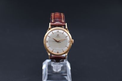  OMEGA, Automatic Circa 1950 Ref: 11222576 Men's automatic bumpers watch in 18K pink...