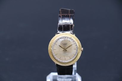  UNIVERSAL Discovolante ref. 142115/02 circa 1960 Rare ladies' bracelet watch in...