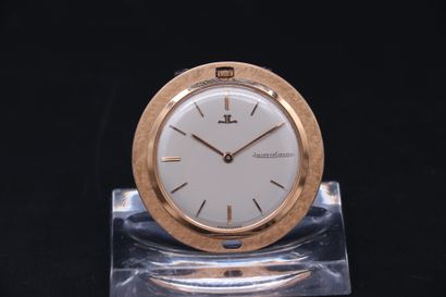 null JAEGER-LECOULTRE Montre de gousset ou de col en or rose, cadran à fond nacré....