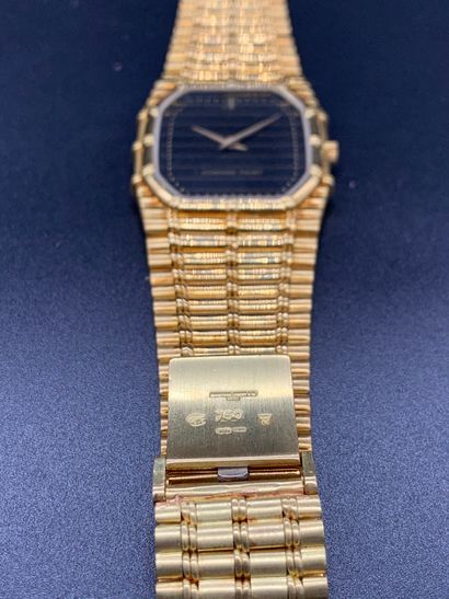 null AUDEMARS PIGUET model Bamboo Circa 1990. Ref : c 12258 Beautiful extra-flat...