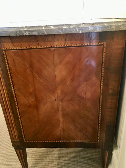 null Veneer and marquetry COMMODE opening by two drawers in front. Straight uprights...