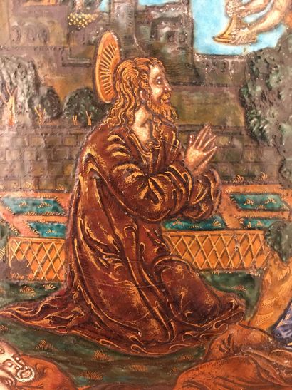 null PLAQUE en émail peint polychrome avec rehauts d’or représentant le Christ au...