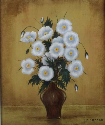 null JEAN-PIERRE CAPRON (1921-1997) Bouquet de fleurs blanches Huile sur toile Signé...