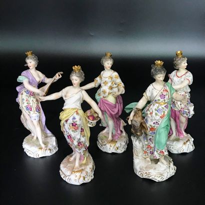 null SAXE 

Suite of five polychrome porcelain subjects representing the 5 senses....