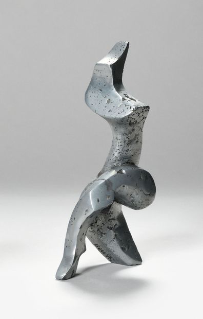  GUY BENOIST (Né en 1931) La Course Sculpture en fonte d’aluminium Signée « Benoist...