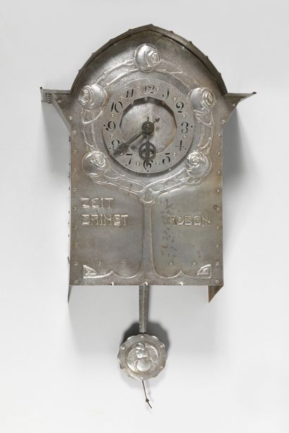 null WORK JUGENDSTIL TOWARDS 1900 JAKOB REHLE, AUGSBURG Steel wall clock with a box...