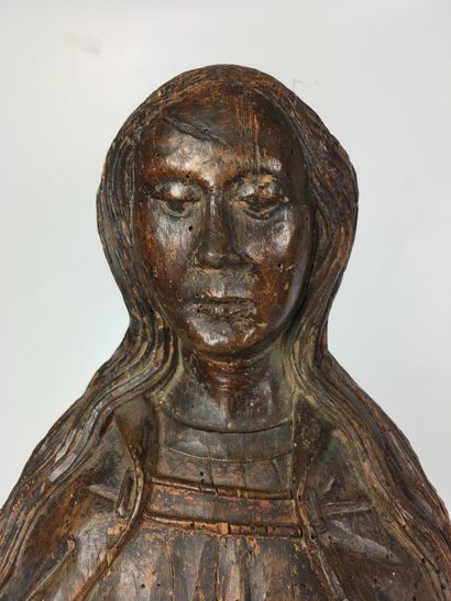 null HOLY WOMAN in wood carved in the round 18th century Height. 59 cm (missing arms...