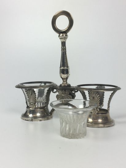 null PAIR OF DOUBLE SALERONS in silver openwork and chiselled with palmettes, the...