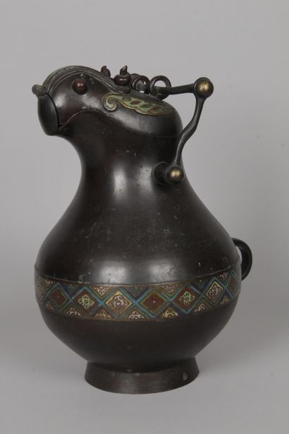 JAPON, vers 1900-1920 Vase brûle-parfum en...