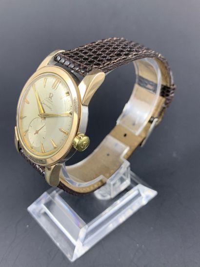  OMEGA Seamaster Automatic About 1970. Case back ref: 2491-3 / 2576. 18K yellow gold...
