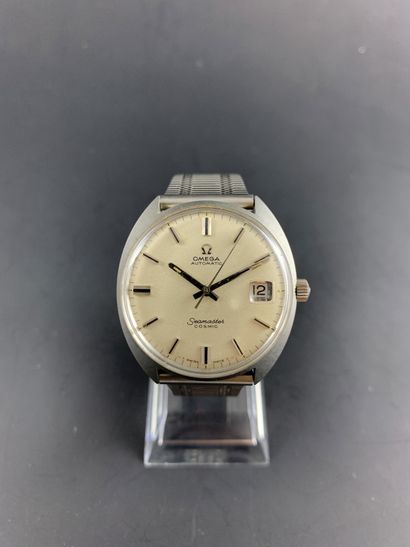null OMEGA Seamaster Cosmic Automatic About 1970. Ref : 166026-TOOL 107. Oval tonneau-shaped...