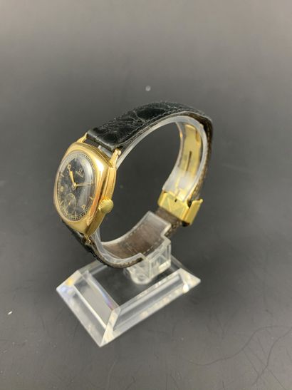 null OMEGA Dennison About 1920. Case back ref: 43933. 18K yellow gold wristwatch,...