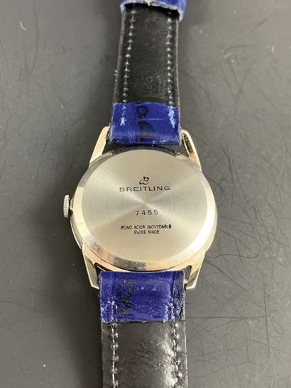 null BREITLING Ref : 7455. Circa 1960. Men's stainless steel wristwatch. Round case,...