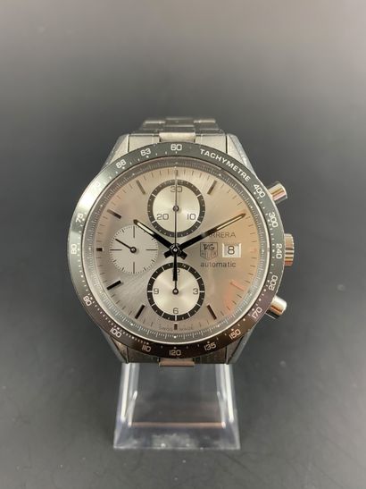 null TAG HEUER Carrera Automatic Vers 2011. Réf: CV 2011 / XL8335. Montre bracelet...