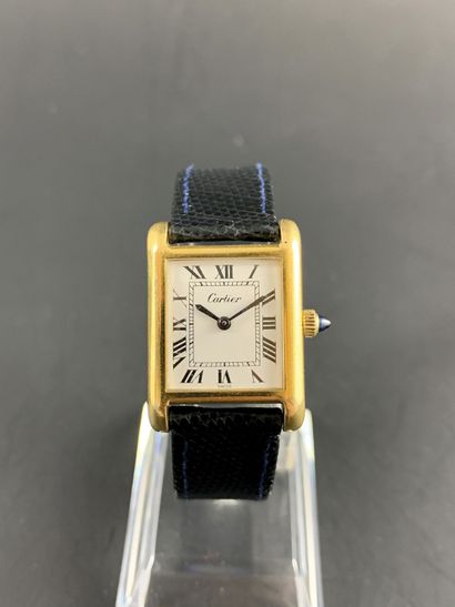 null CARTIER Tank Circa 1990. Ladies' wristwatch in 18K yellow gold, Tank case. Signed...