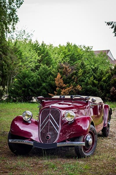 1937 Citroën Traction 7C Cabriolet 
Vente judiciaire : ce lot sera mis en vente aux...