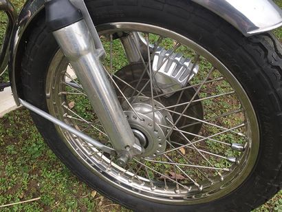 1977 NORTON COMMANDO 850 Serial number 335638

French registration



The Norton...