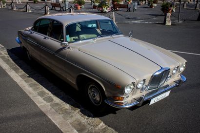 1969 JAGUAR 420G Chassis No. GTD77828BW

Engine No. 7D59197-8

Automatic gearbox

Rare...