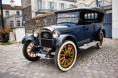 1915 REO THE FITFH DOUBLE-PHAETON Numéro de série T4142

Seulement 4 exemplaires...