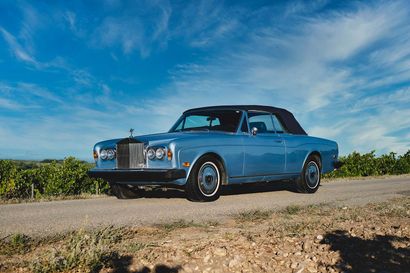 1975 ROLLS-ROYCE CORNICHE CABRIOLET Serial number DRD21660

Nice presentation

Many...