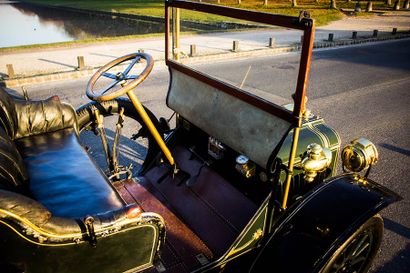 1910 Brasier 12HP Double-Phaéton Numéro de série M12-240

Rare 4 cylindres d’avant...