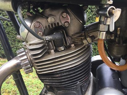 1977 NORTON COMMANDO 850 Serial number 335638

French registration



The Norton...