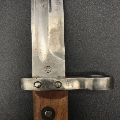 null MAUSER BAYONET

Austrian

Blade marked, punch with the two-headed eagle and...