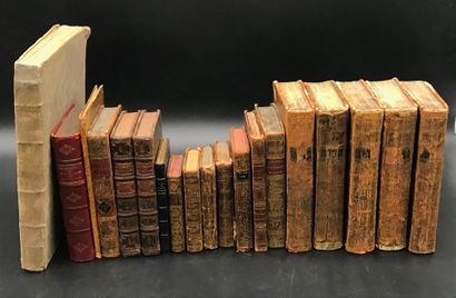 null Lot de livres anciens comprenant 36 volumes dont : 

Paul et Virginie, l'Amie...