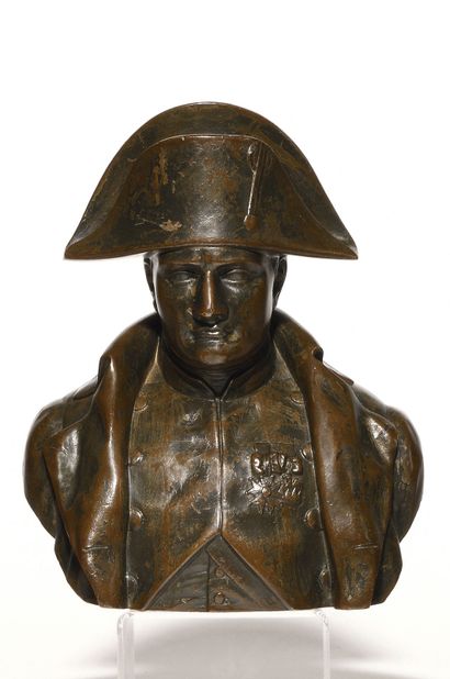 null Charles Emile SEURE, d’après. L’Empereur Napoléon Ier en buste, en uniforme....