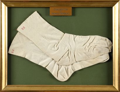 null Louis-Napoléon Bonaparte (1856-1879), le Prince impérial. Paire de chaussettes...