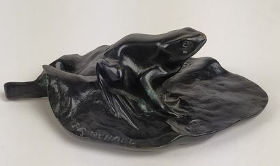 null Irénée ROCHARD (1906-1984) La Grenouille Bronze à patine noire signée, fonte...