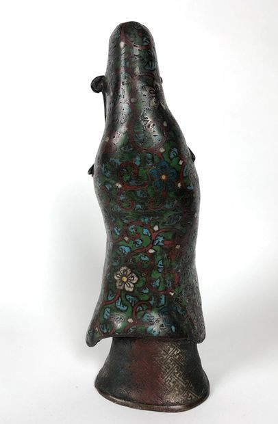 null JAPANese cloisonné bronze guanyn. XIXth century Height: 31 cm