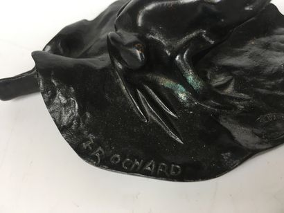 null Irénée ROCHARD (1906-1984) La Grenouille Bronze à patine noire signée, fonte...